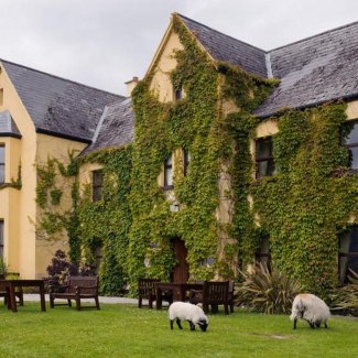 Lough Inagh Lodge